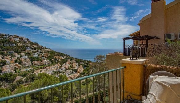 2 bedroom Villa for sale in Altea with pool garage - € 315,000 (Ref: 9110033)