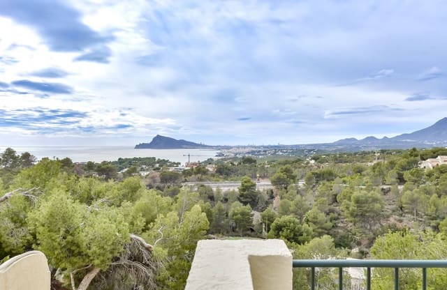 3 soveværelse Lejlighed til leje i Altea med swimmingpool garage - € 2.000 (Ref: 9143410)