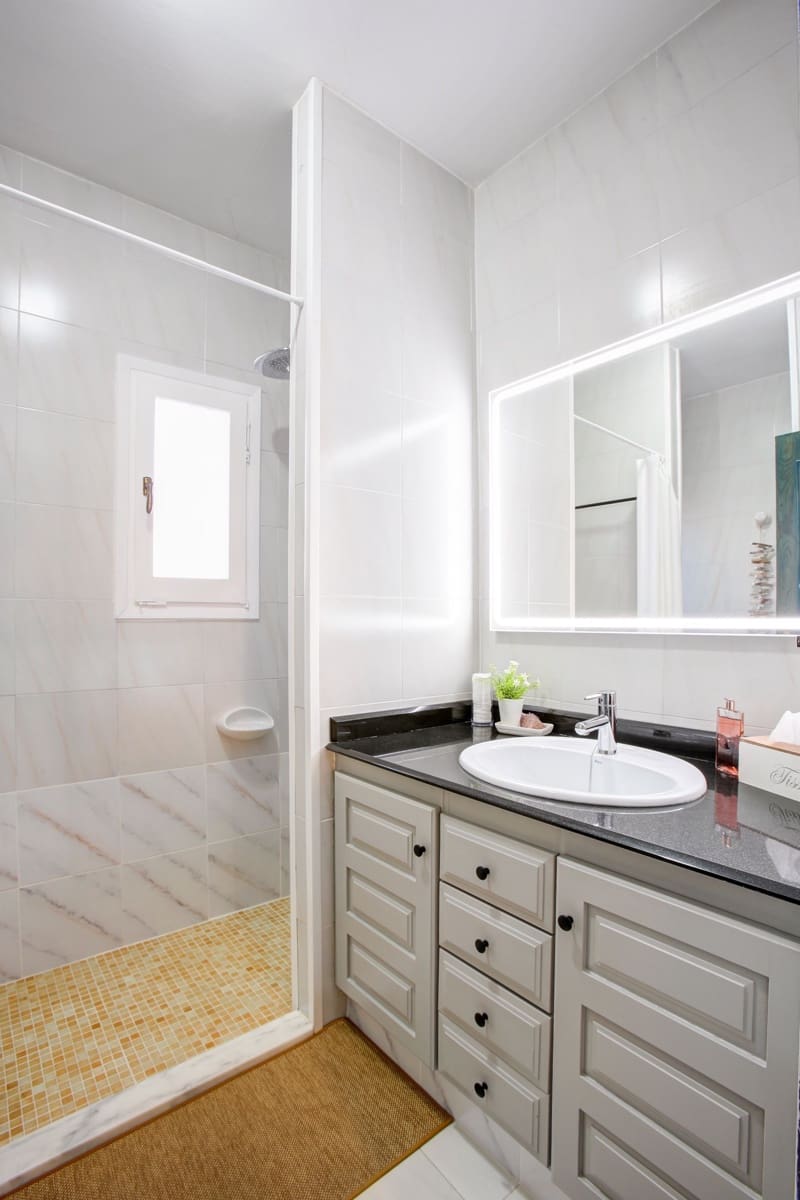 4 bedroom Villa for sale in Calpe / Calp with pool garage - € 995,000 (Ref: 9395723)