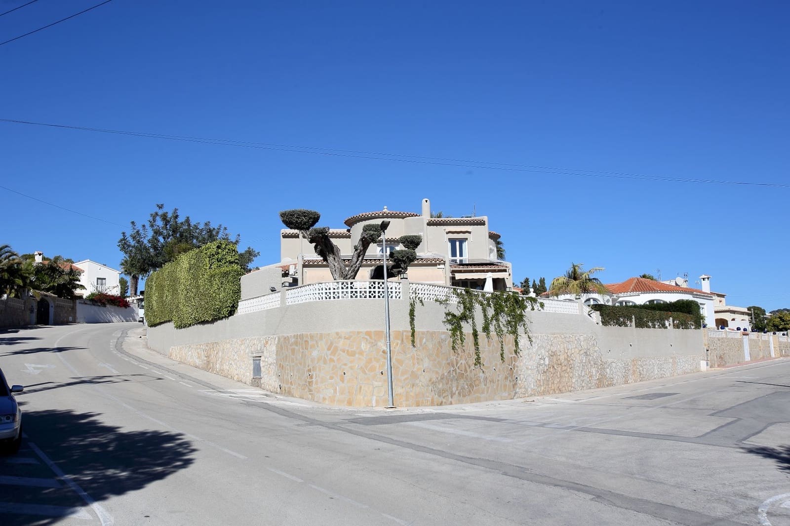 4 bedroom Villa for sale in Calpe / Calp with pool garage - € 995,000 (Ref: 9395723)