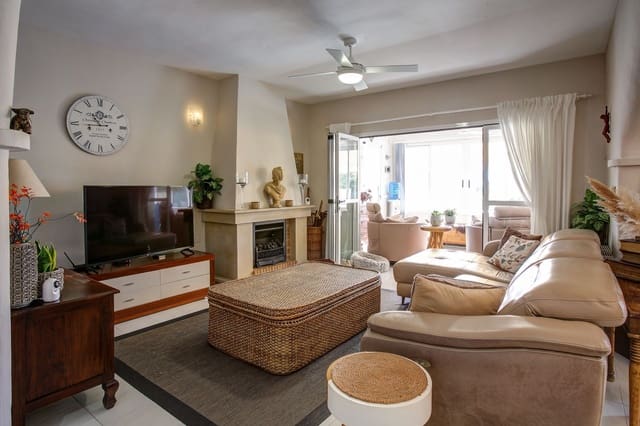 4 bedroom Villa for sale in Calpe / Calp with pool garage - € 995,000 (Ref: 9395723)