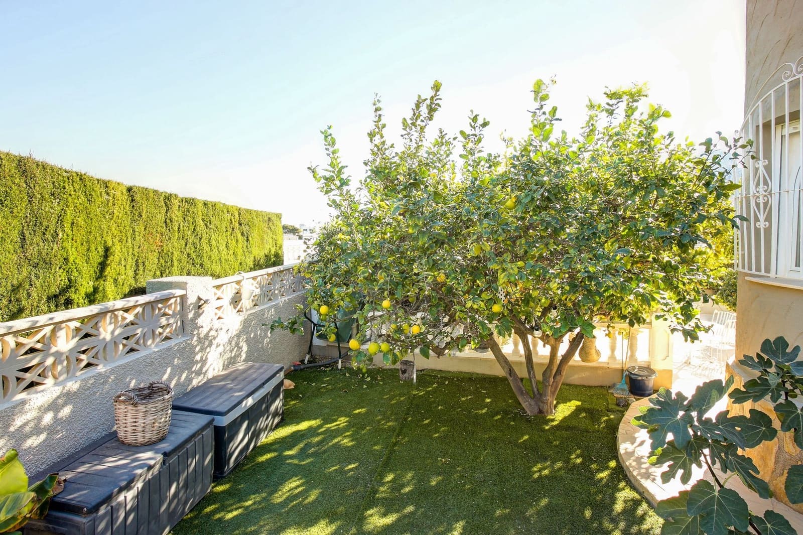 4 bedroom Villa for sale in Calpe / Calp with pool garage - € 995,000 (Ref: 9395723)