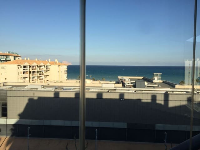 Ático de 2 habitaciones en Albir, Alfaz del Pi / L'Alfàs del Pi en venta con piscina garaje - 579.000 € (Ref: 9398190)