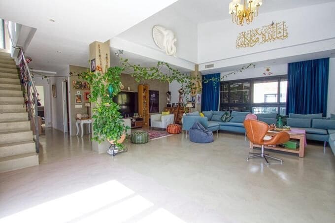 4 bedroom Villa for sale in Polop with pool garage - € 895,000 (Ref: 9402889)