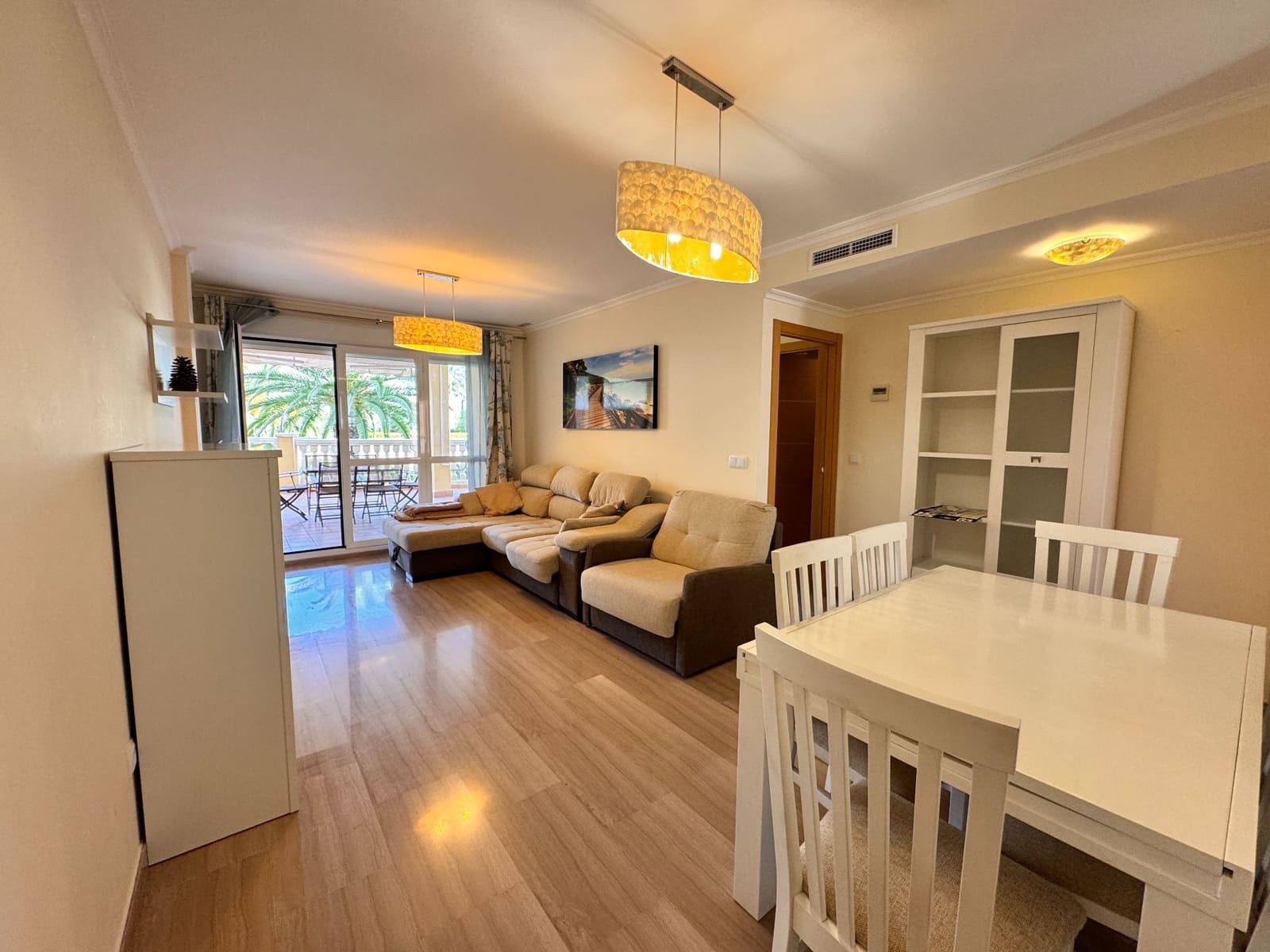 2 soverom Leilighet til salgs i Denia med svømmebasseng garasje - € 350 000 (Ref: 9445771)