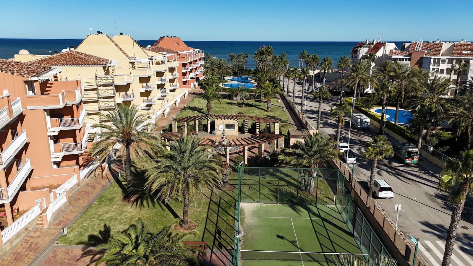 2 soverom Leilighet til salgs i Denia med svømmebasseng garasje - € 350 000 (Ref: 9445771)