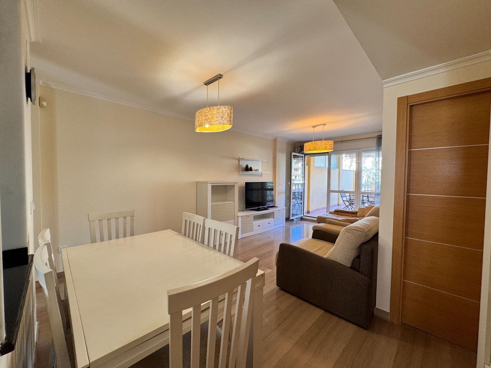 2 soverom Leilighet til salgs i Denia med svømmebasseng garasje - € 350 000 (Ref: 9445771)