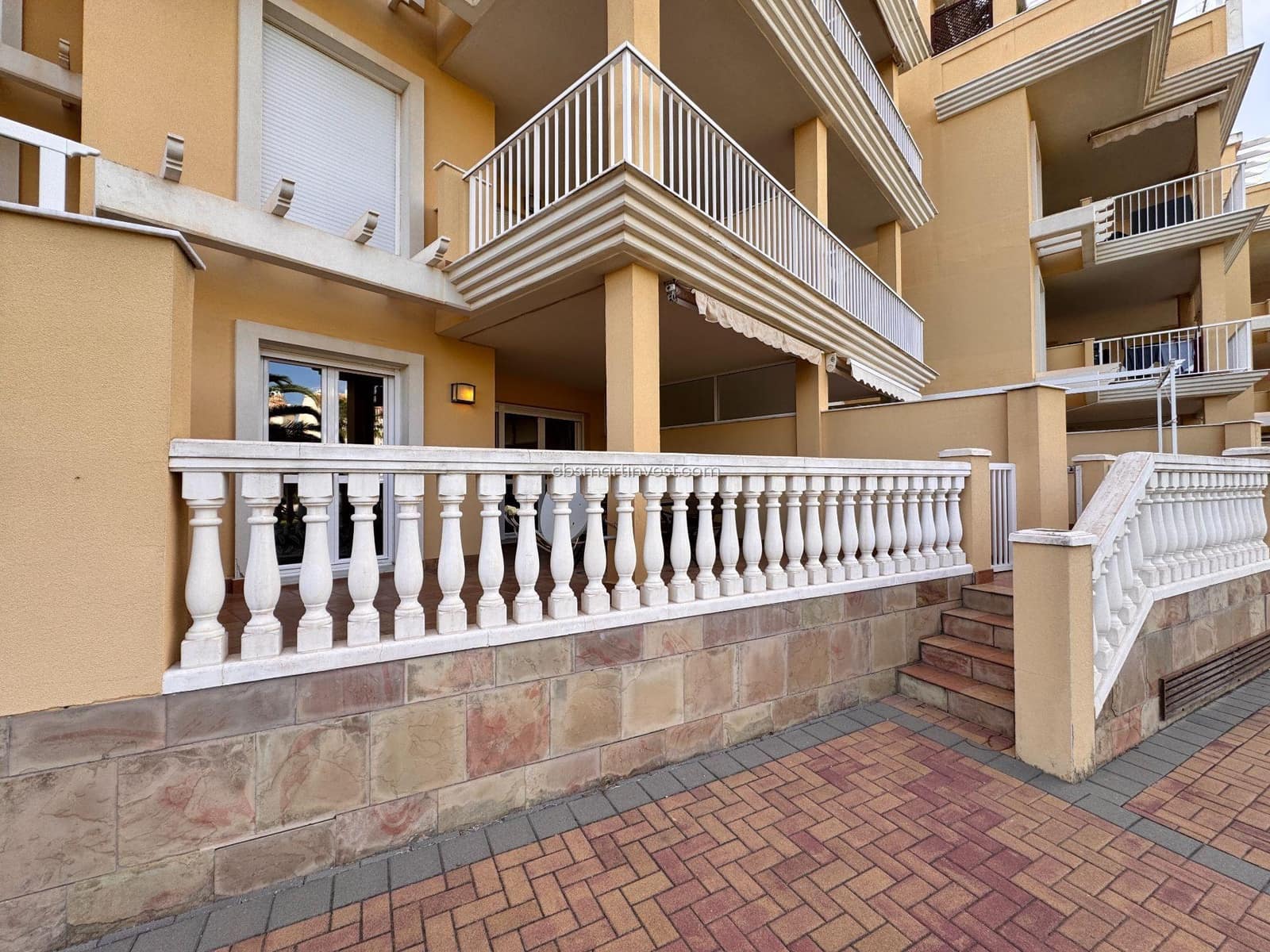 2 Zimmer Apartment zu verkaufen in Denia mit Pool Garage - 350.000 € (Ref: 9445771)