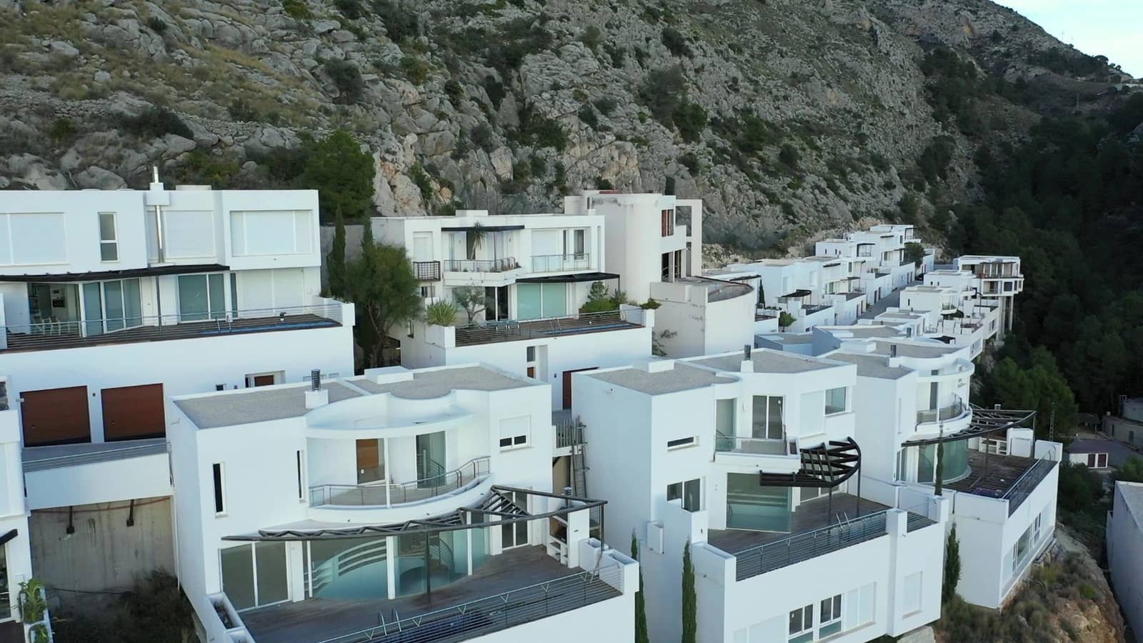 4 quarto Moradia para venda em Altea com piscina garagem - 2 146 000 € (Ref: 9491084)