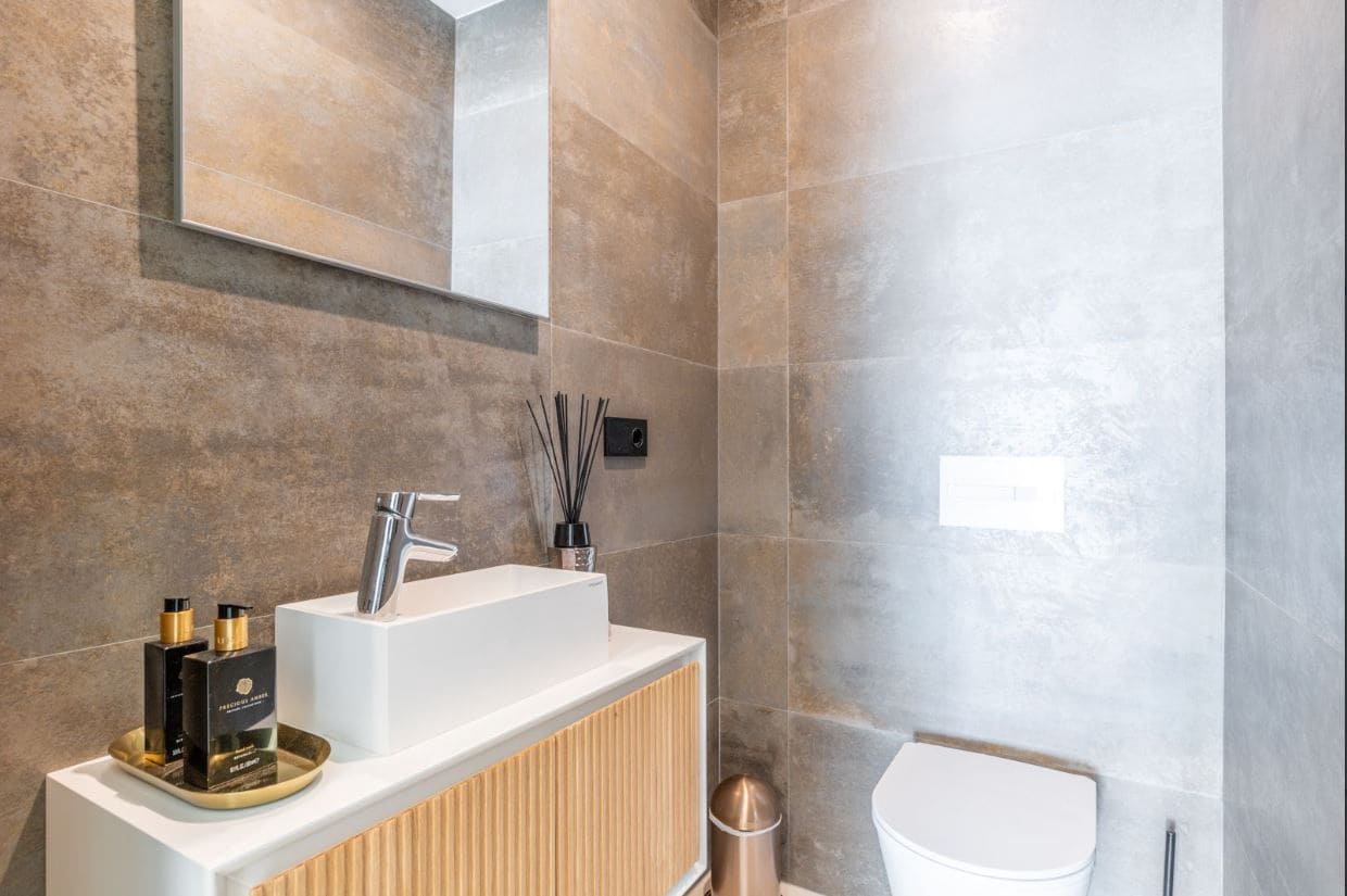 3 bedroom Villa for sale in Benissa with pool garage - € 2,600,000 (Ref: 9496860)