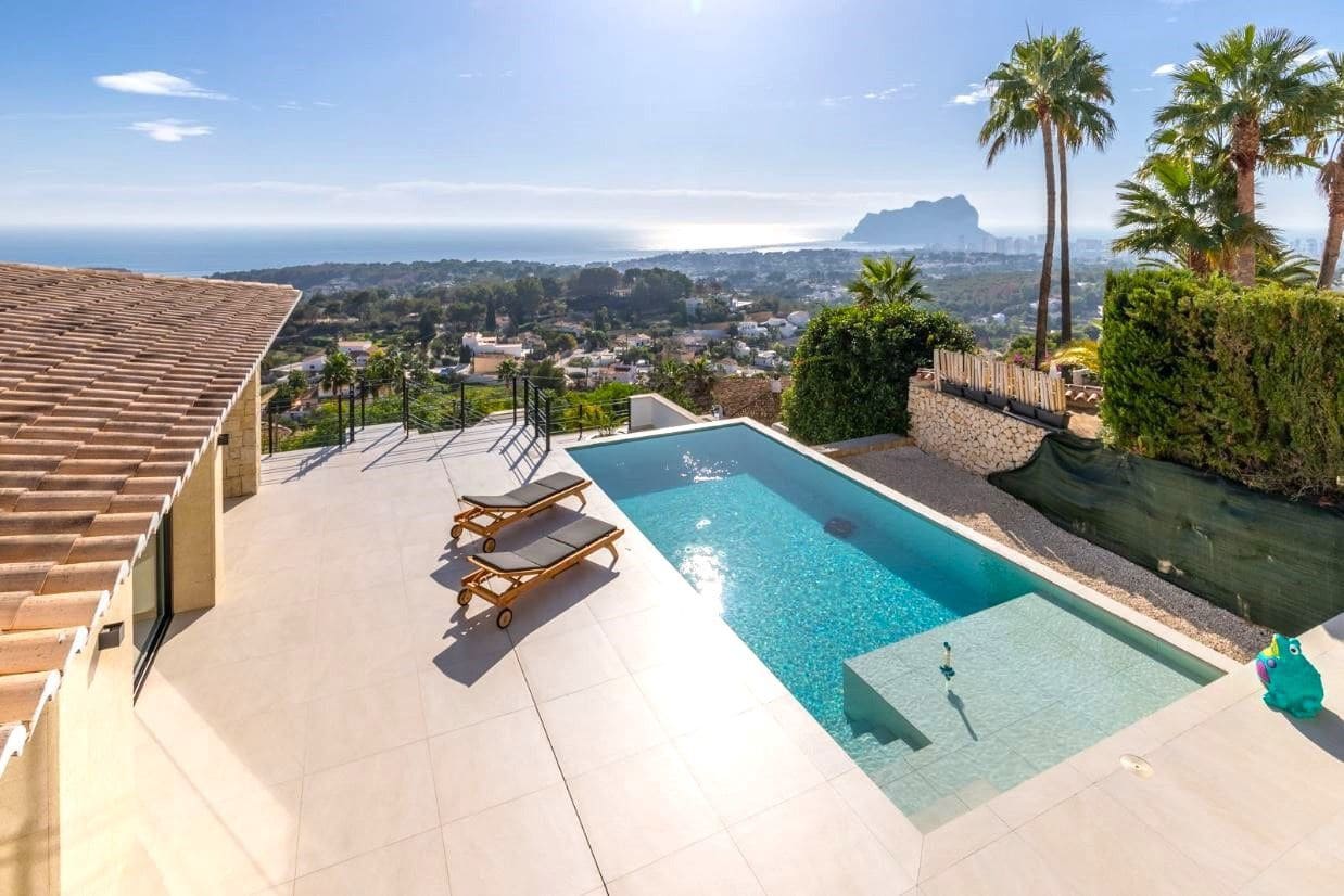 3 bedroom Villa for sale in Benissa with pool garage - € 2,600,000 (Ref: 9496860)