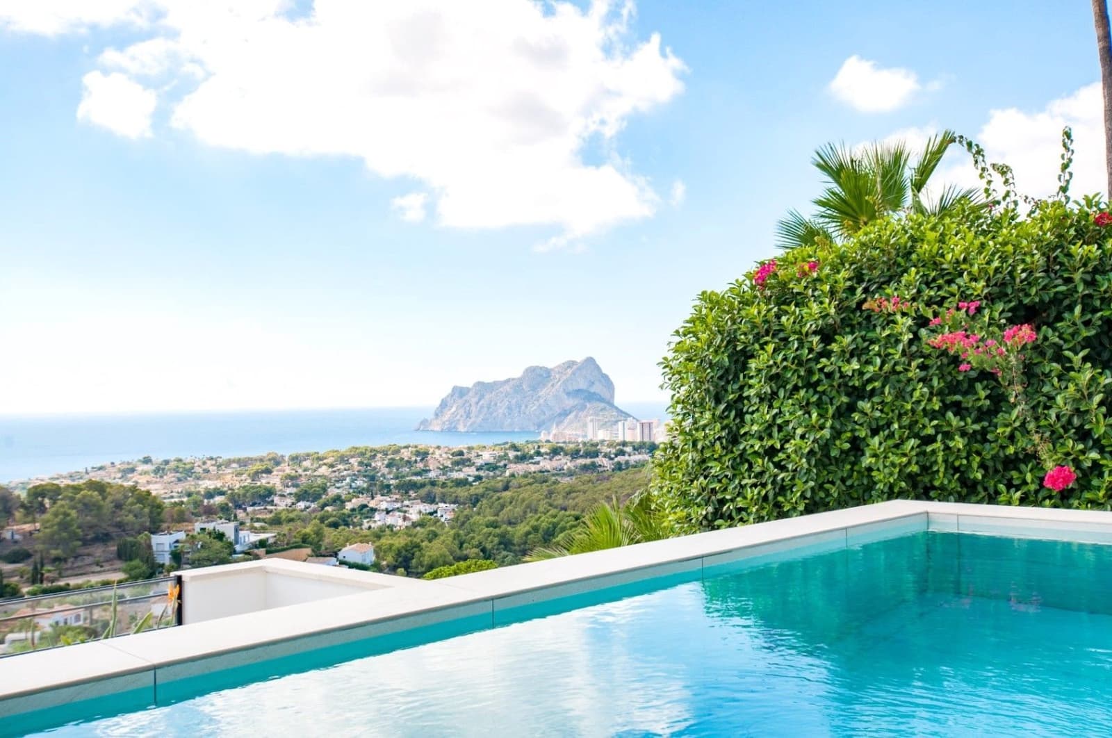 3 bedroom Villa for sale in Benissa with pool garage - € 2,600,000 (Ref: 9496860)