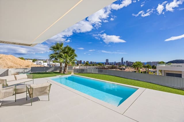 4 quarto Moradia para venda em Finestrat com piscina garagem - 807 000 € (Ref: 9512045)