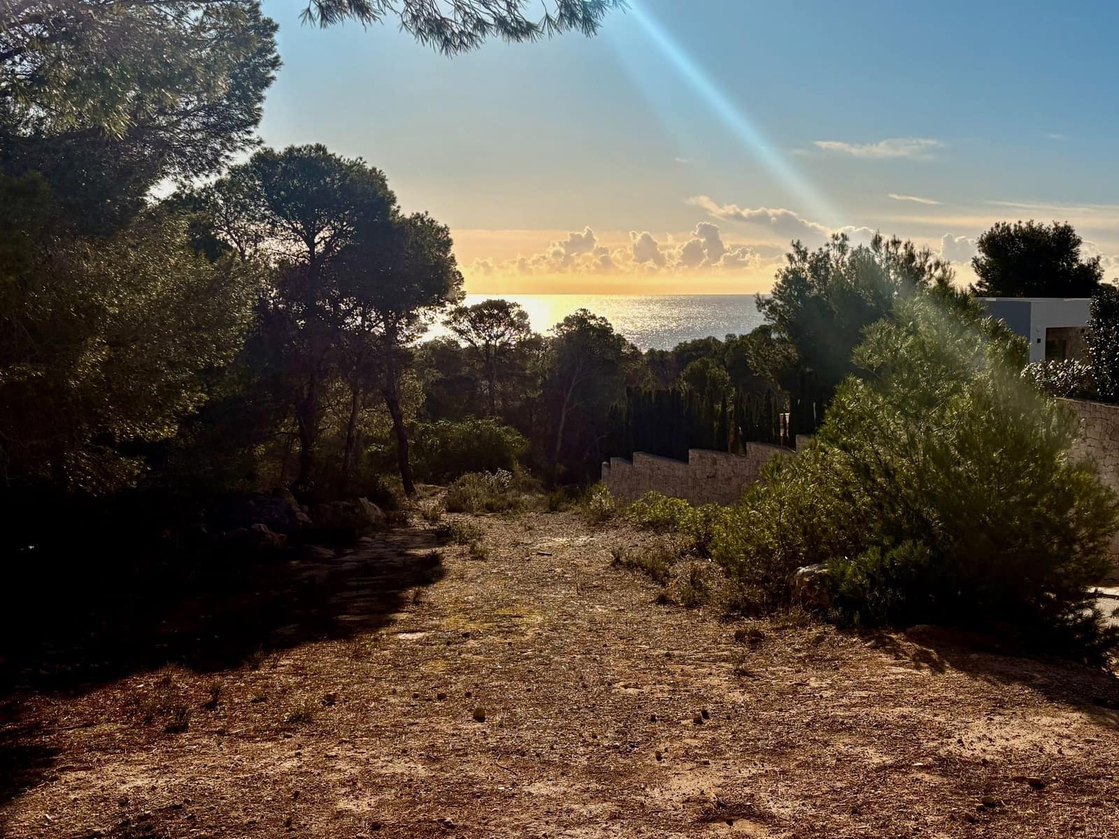 Rakentamaton maa myytävänä paikassa Benissa - 450 000 € (Ref: 9564317)