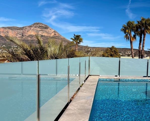 3 Zimmer Villa zu verkaufen in Javea / Xàbia mit Garage - 1.190.000 € (Ref: 9581539)