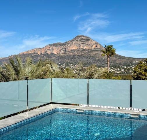 3 chambre Villa/Maison à vendre à Partides comunes - Adsubia, Javea / Xàbia avec piscine garage - 1 190 000 € (Ref: 9581539)