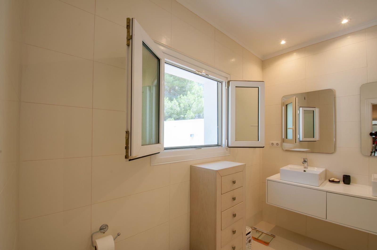 5 makuuhuone Huvila myytävänä paikassa Moraira mukana uima-altaan 
autotalli - 1 990 000 € (Ref: 9594657)