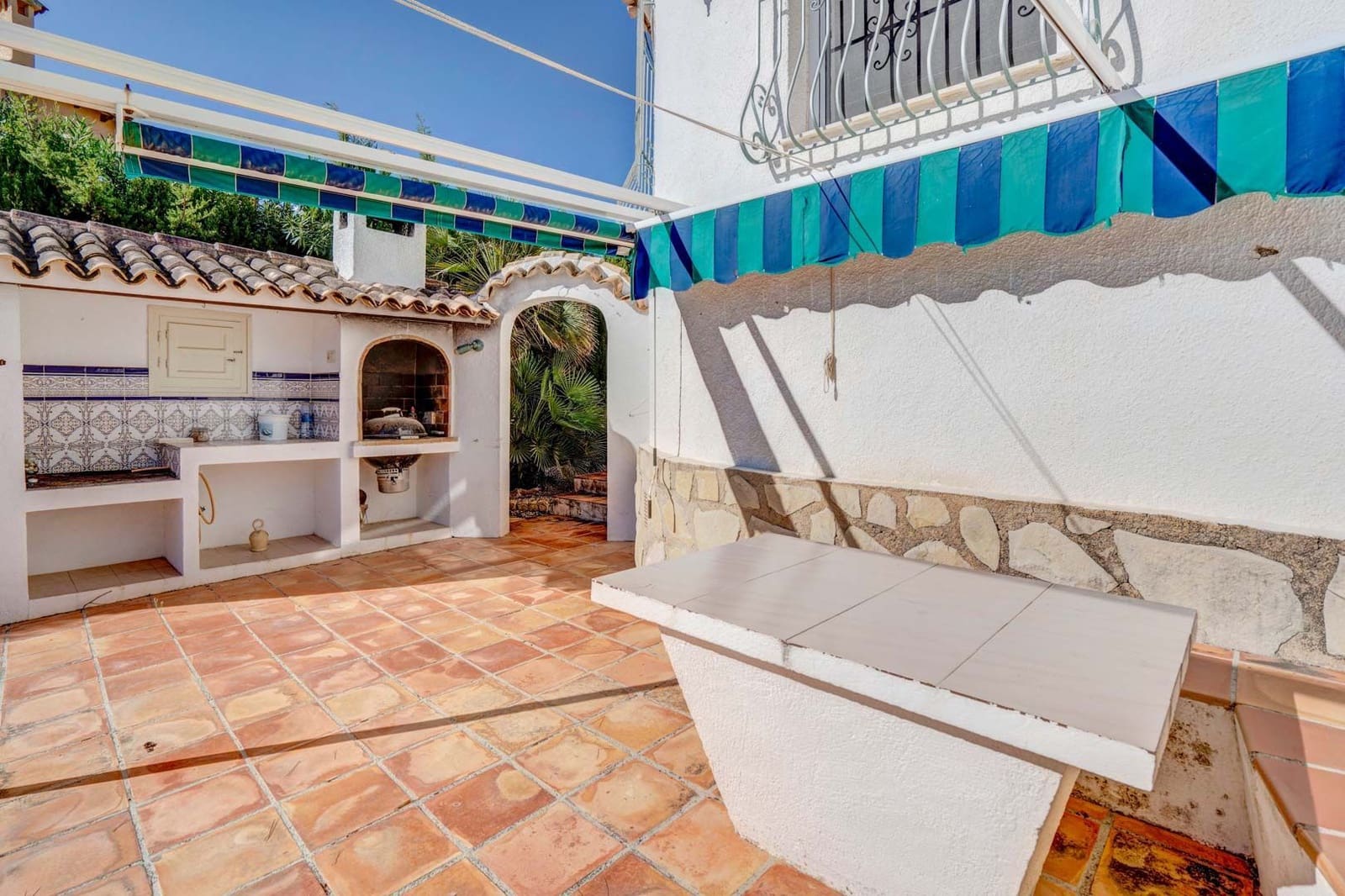 2 soveværelse Villa til salg i Calpe / Calp med swimmingpool - € 470.000 (Ref: 9598679)