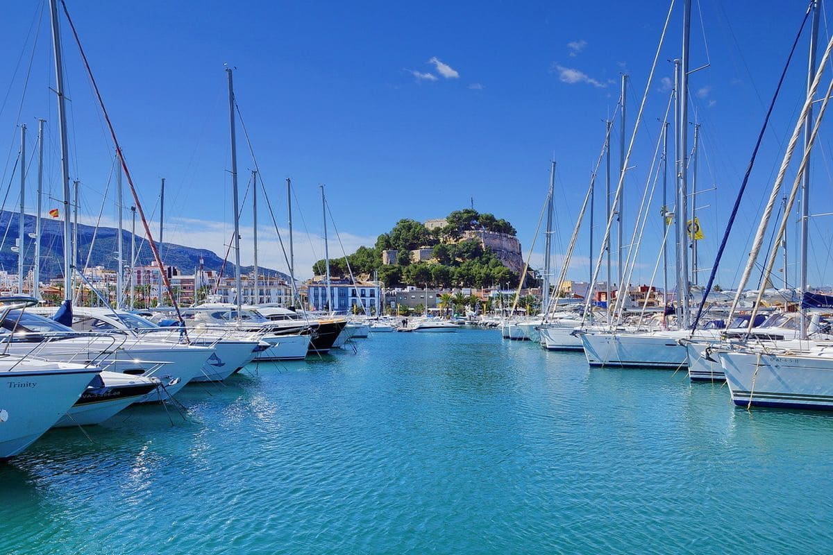 2 makuuhuone Huoneisto myytävänä paikassa Denia mukana uima-altaan 
autotalli - 285 000 € (Ref: 9627198)