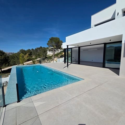 3 makuuhuone Huvila myytävänä paikassa Cometa - Carrió, Calpe / Calp mukana uima-altaan 
autotalli - 1 135 000 € (Ref: 9690025)