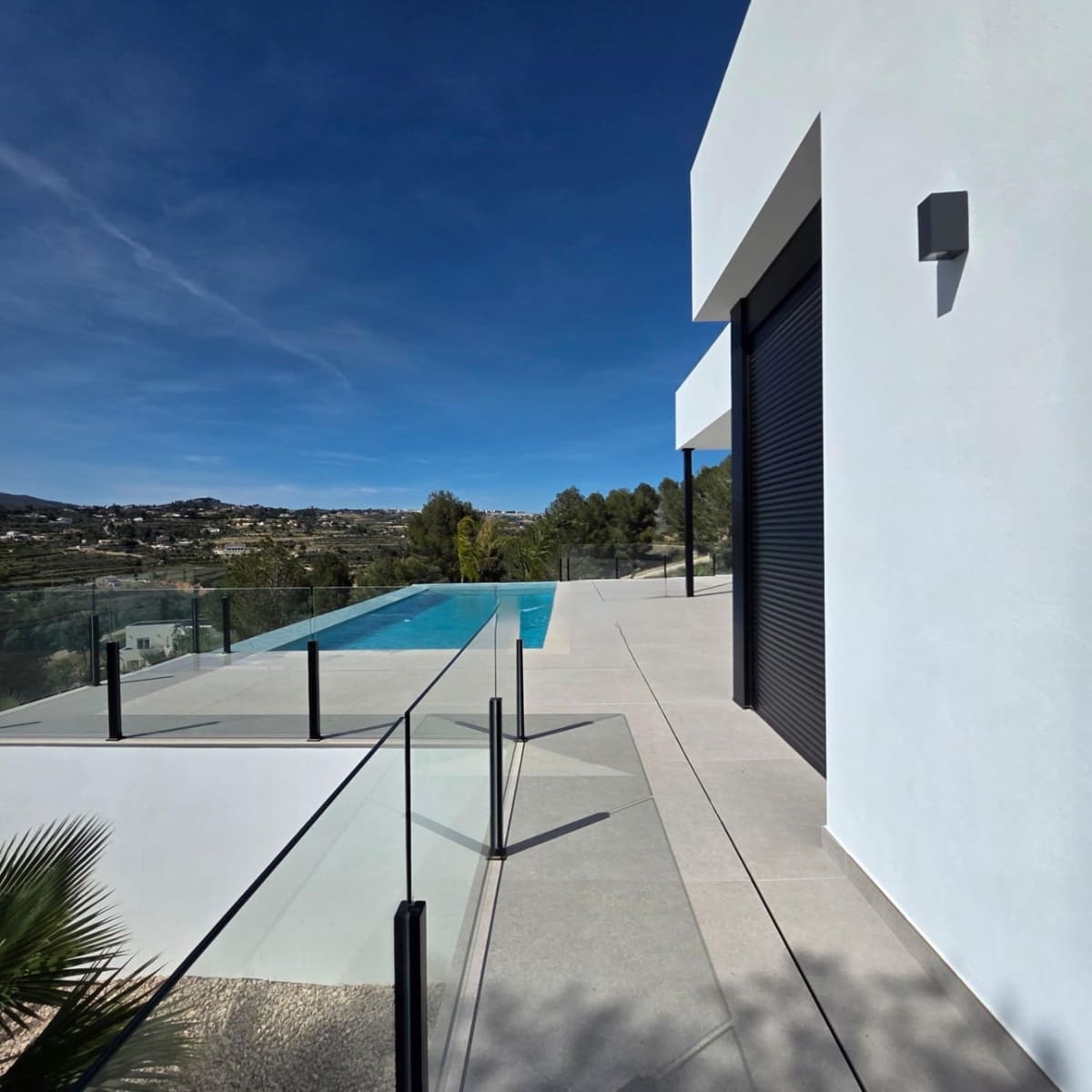 3 sovrum Villa till salu i Calpe / Calp med pool garage - 1 135 000 € (Ref: 9690025)