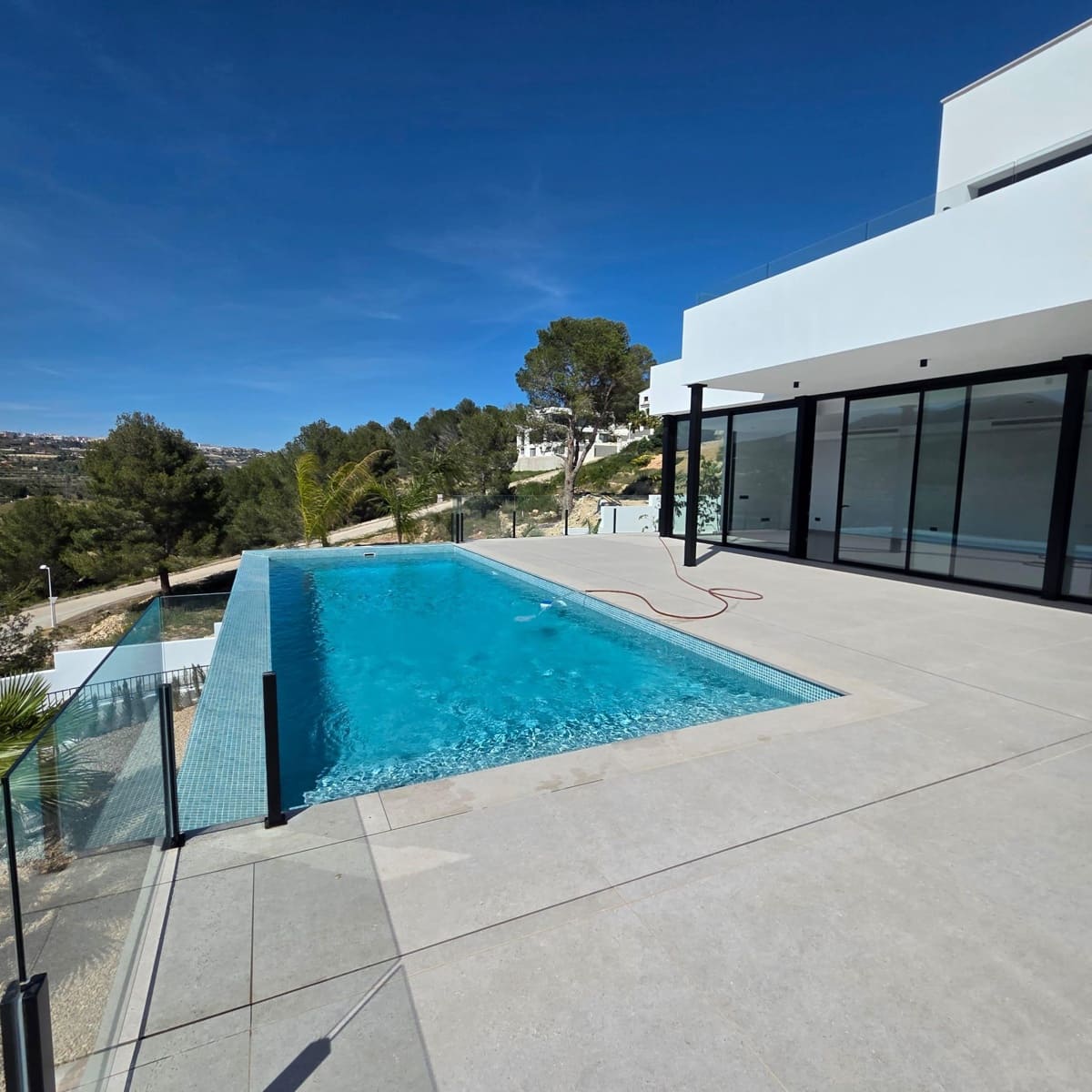 3 sovrum Villa till salu i Calpe / Calp med pool garage - 1 135 000 € (Ref: 9690025)