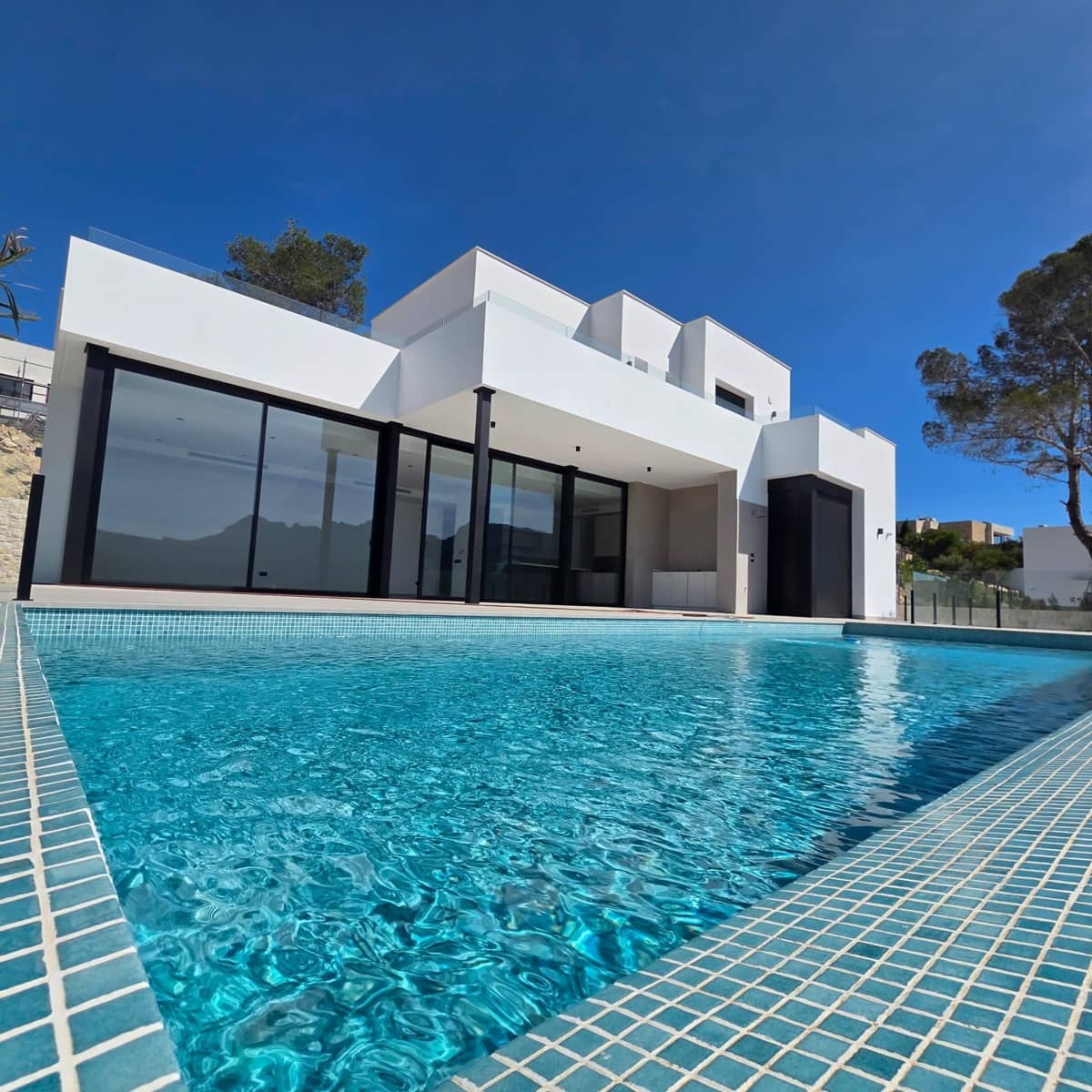 3 sovrum Villa till salu i Calpe / Calp med pool garage - 1 135 000 € (Ref: 9690025)