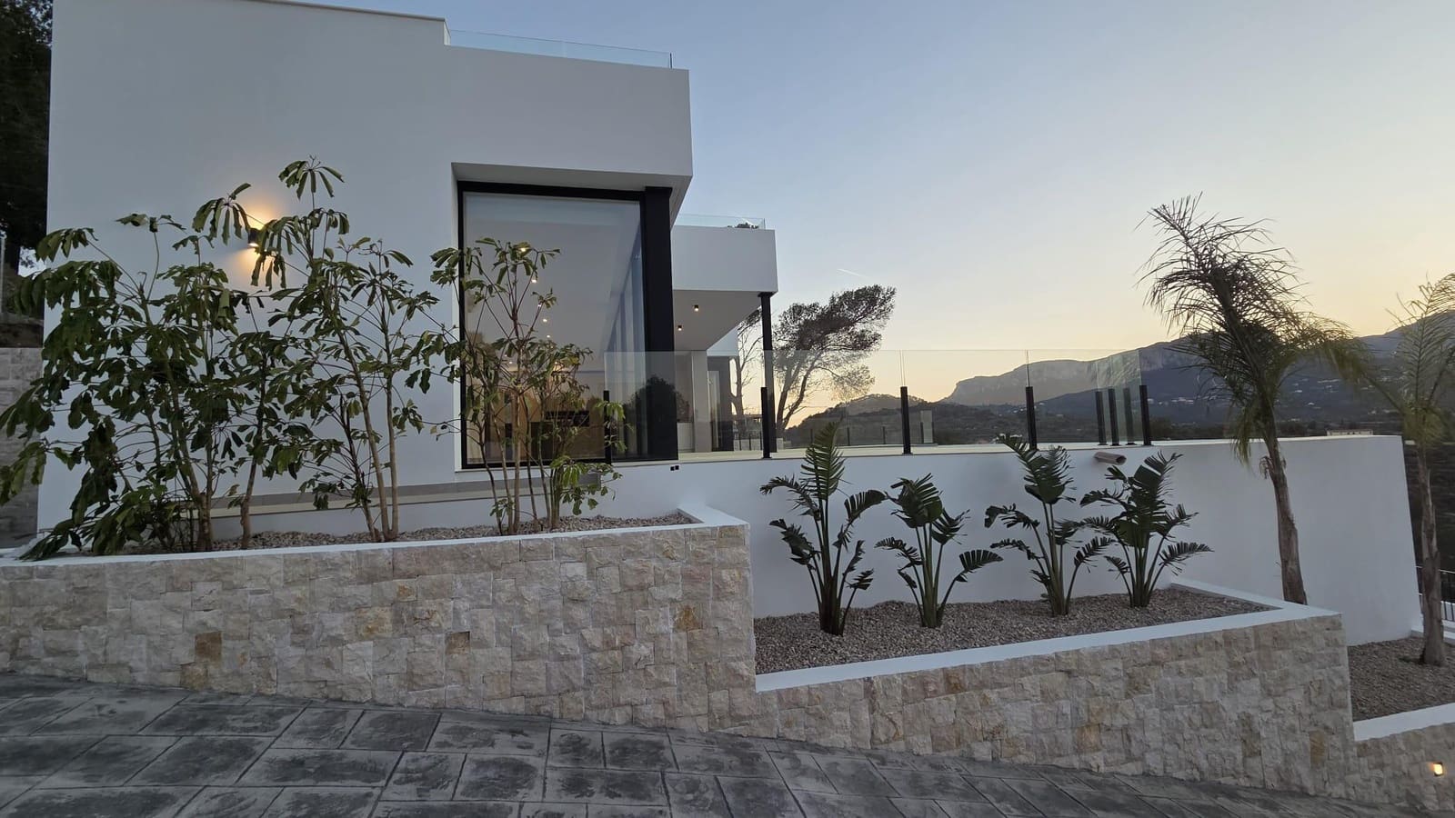 3 sovrum Villa till salu i Calpe / Calp med pool garage - 1 135 000 € (Ref: 9690025)