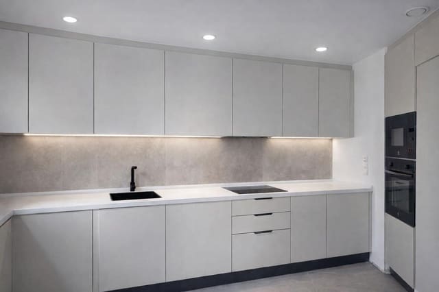 1 makuuhuone Huoneisto myytävänä paikassa Calpe / Calp mukana uima-altaan - 315 000 € (Ref: 9761665)