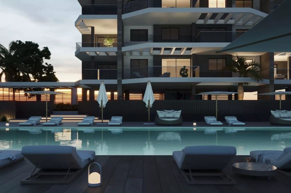 2 bedroom Apartment for sale in Calpe / Calp with pool garage - € 430,000 (Ref: 9809902)