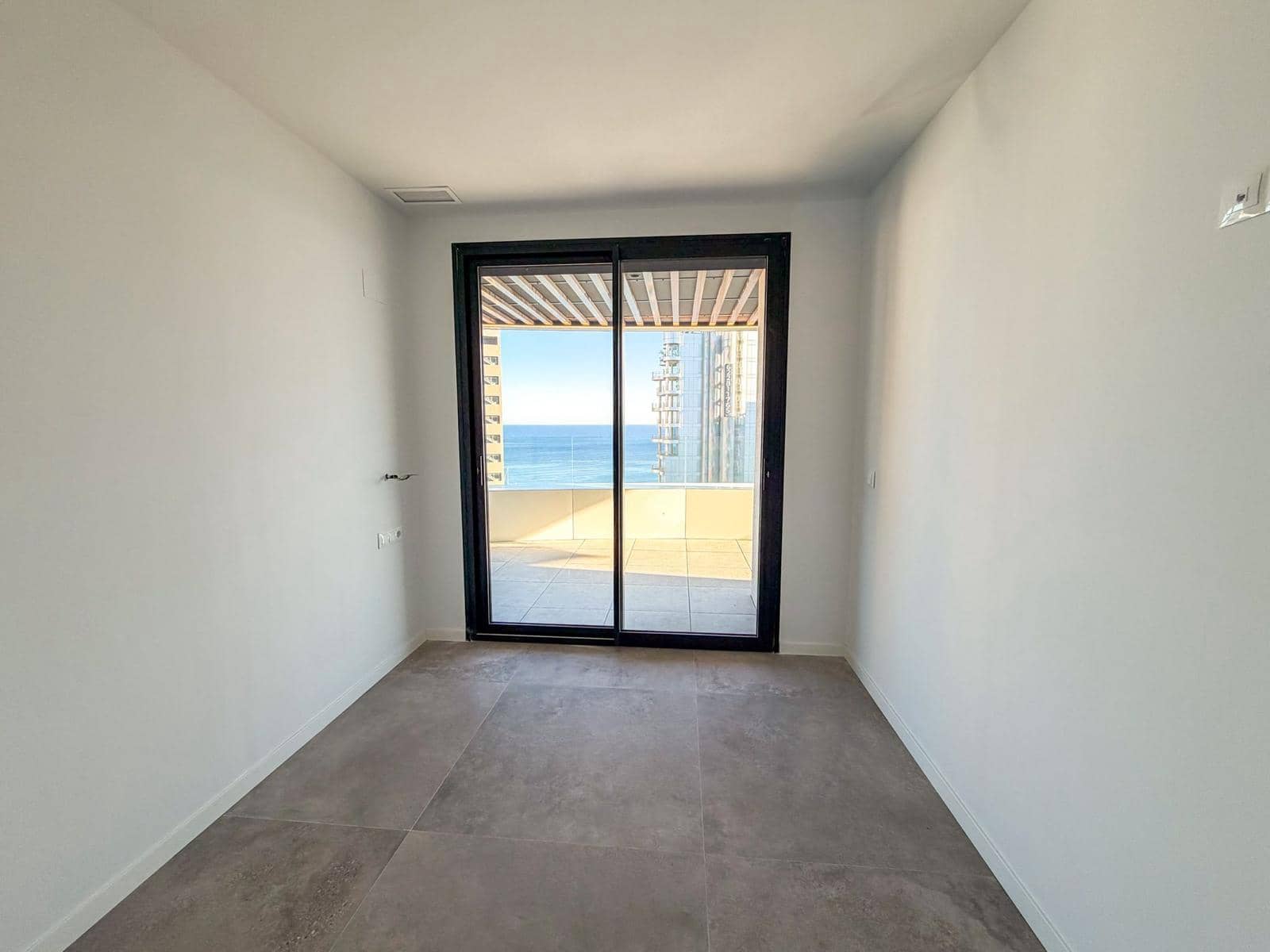 3 makuuhuone Huoneisto myytävänä paikassa Calpe / Calp mukana uima-altaan 
autotalli - 645 000 € (Ref: 9809904)