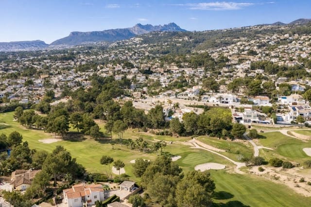 3 Zimmer Villa zu verkaufen in Benissa mit Pool Garage - 995.000 € (Ref: 9809907)