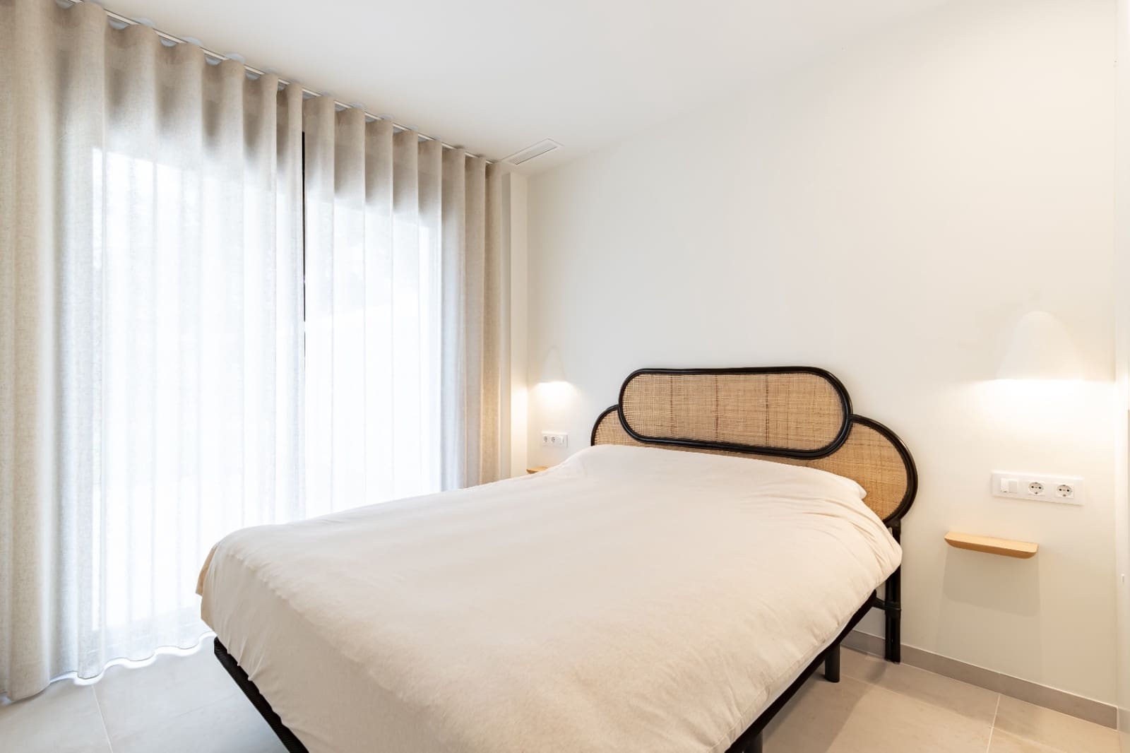 3 bedroom Villa for sale in Benissa with pool garage - € 995,000 (Ref: 9809907)