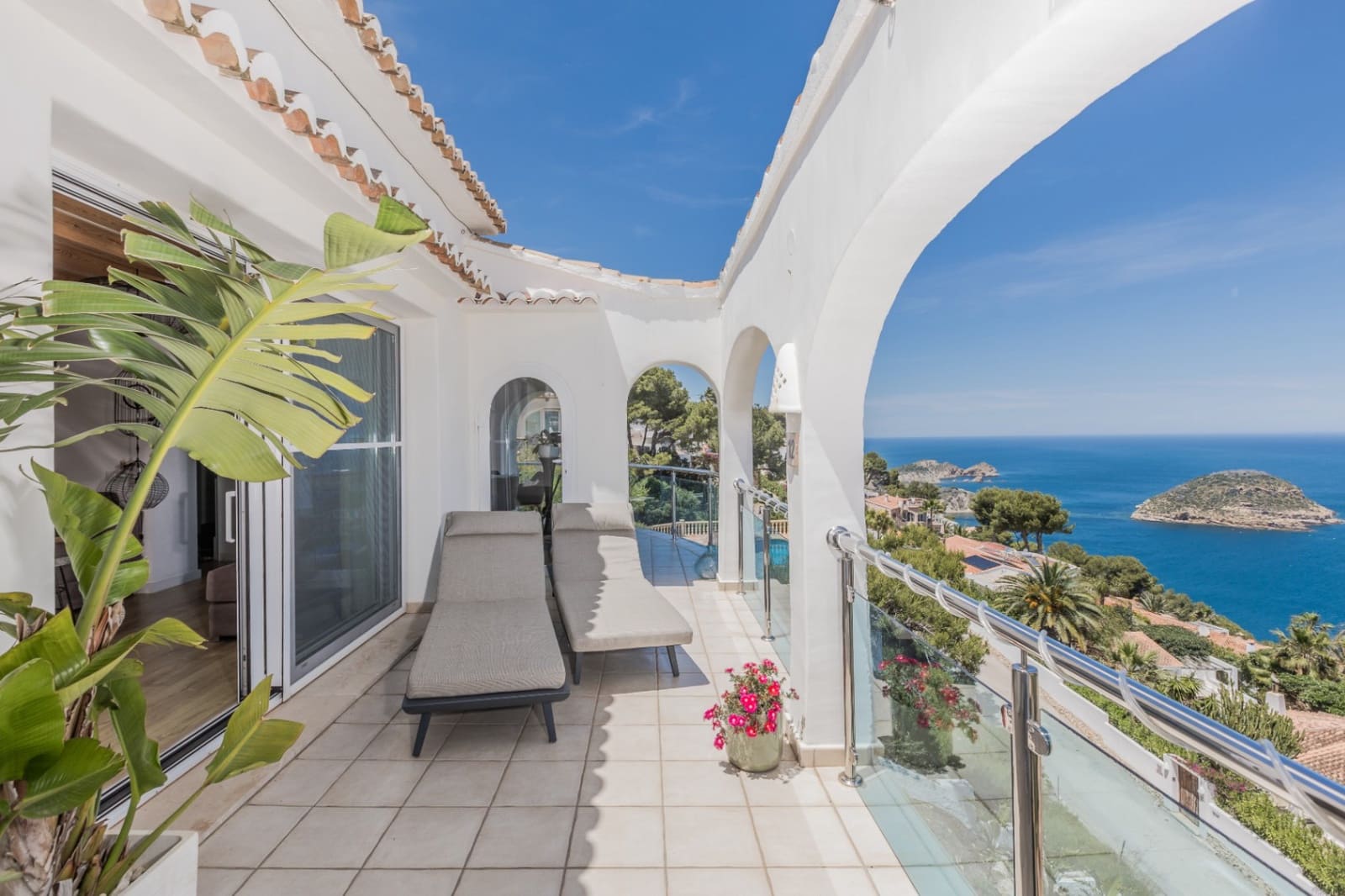 4 soveværelse Villa til salg i Javea / Xabia med garage - € 2.190.000 (Ref: 9854703)