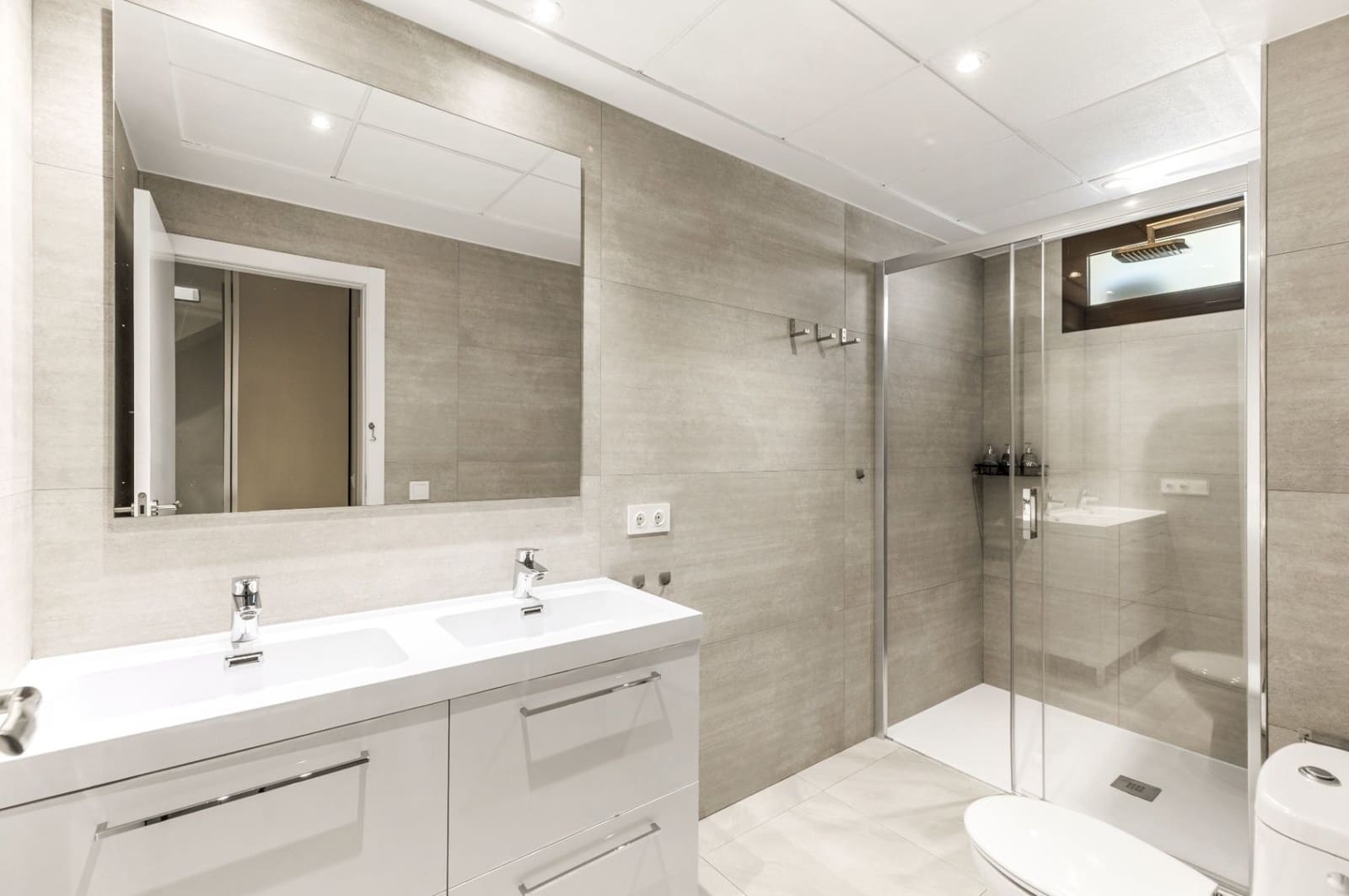 5 sypialnia Willa na sprzedaż w Polop z basenem garażem - 675 000 € (Ref: 9993680)