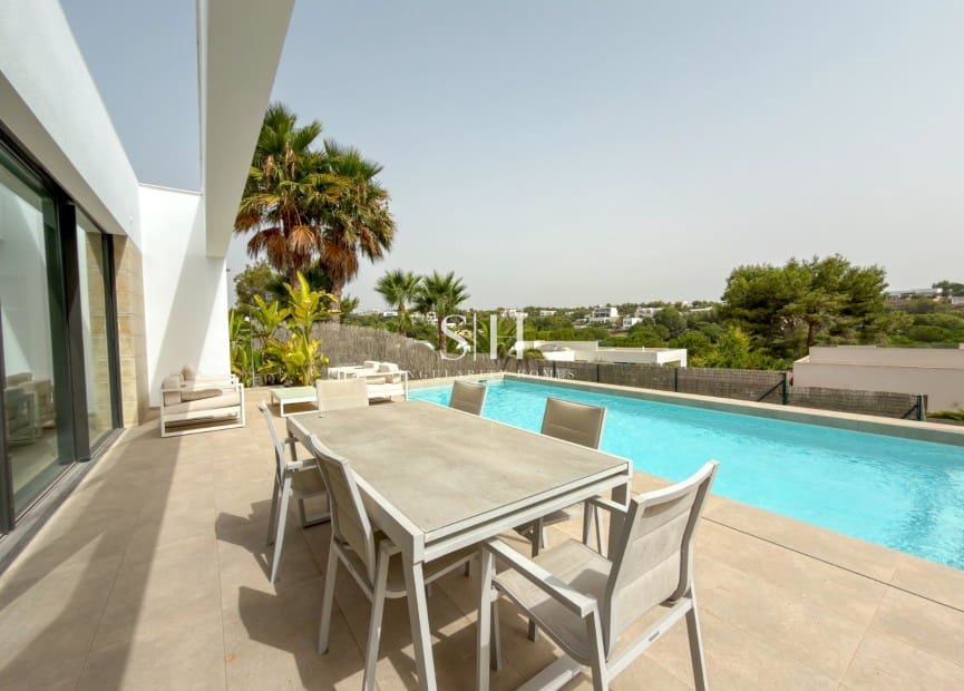 3 quarto Moradia para venda em Las Colinas Golf com piscina garagem - 995 000 € (Ref: 10001223)