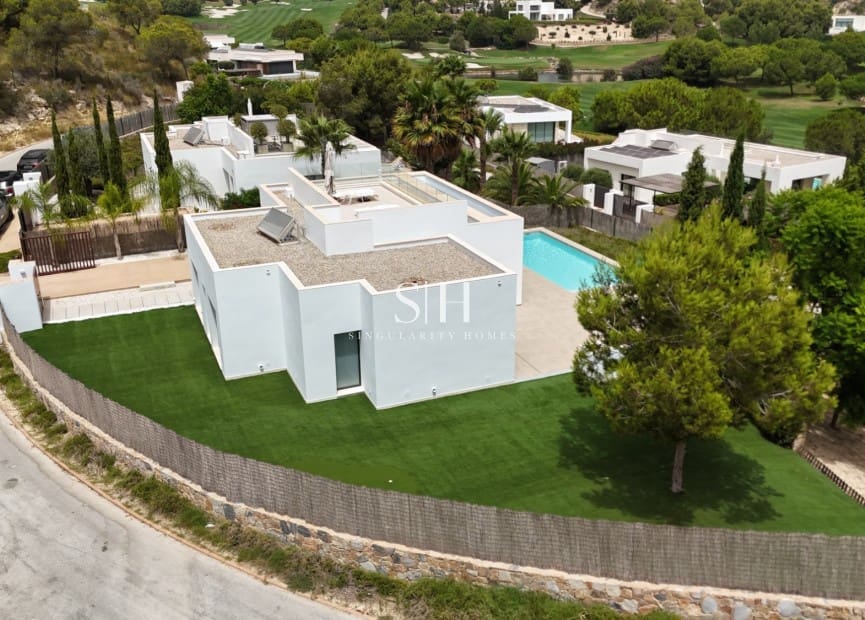 3 quarto Moradia para venda em Las Colinas Golf com piscina garagem - 995 000 € (Ref: 10001223)