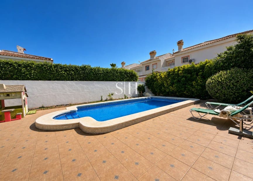 3 chambre Villa/Maison à vendre à Ciudad Quesada avec piscine garage - 450 000 € (Ref: 10006112)