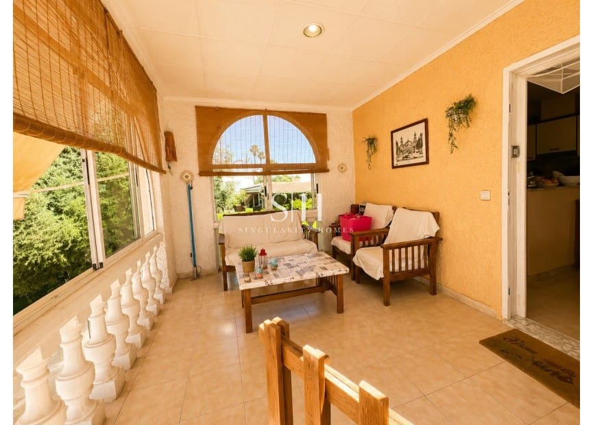 5 Zimmer Villa zu verkaufen in Torrevieja mit Pool Garage - 399.000 € (Ref: 10008101)