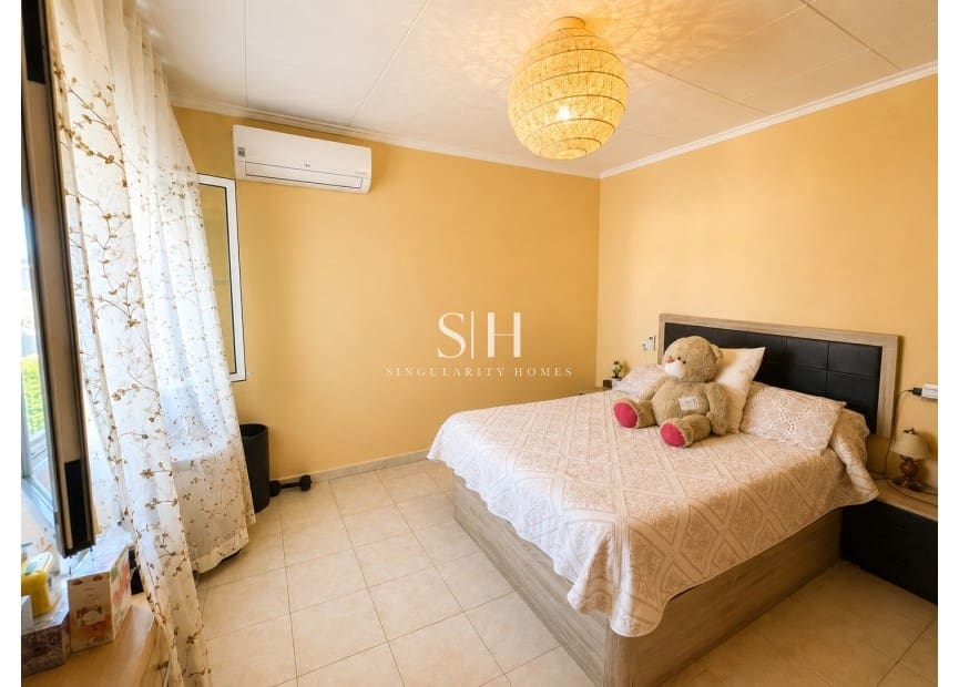 5 Zimmer Villa zu verkaufen in Torrevieja mit Pool Garage - 399.000 € (Ref: 10008101)
