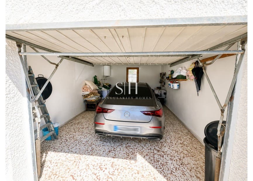 5 Zimmer Villa zu verkaufen in Torrevieja mit Pool Garage - 399.000 € (Ref: 10008101)
