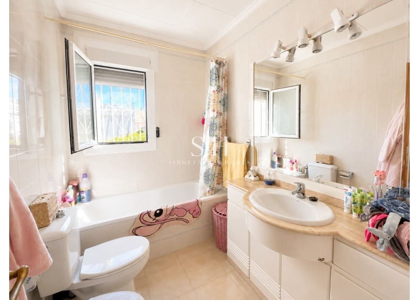 5 Zimmer Villa zu verkaufen in Torrevieja mit Pool Garage - 399.000 € (Ref: 10008101)