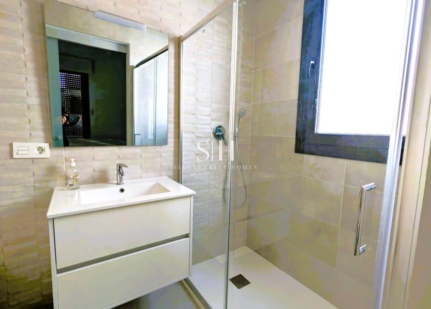 Chalet de 4 habitaciones en Orihuela Costa en venta con piscina - 499.950 € (Ref: 10008102)