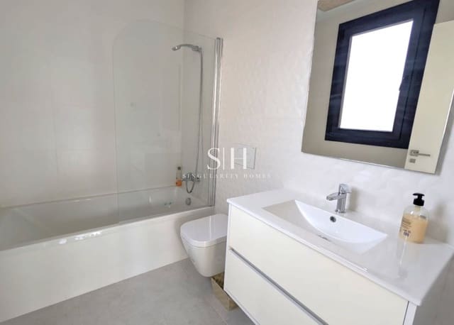 Chalet de 4 habitaciones en Lomas de Cabo Roig - Los Dolses, Orihuela en venta con piscina - 499.950 € (Ref: 10008102)