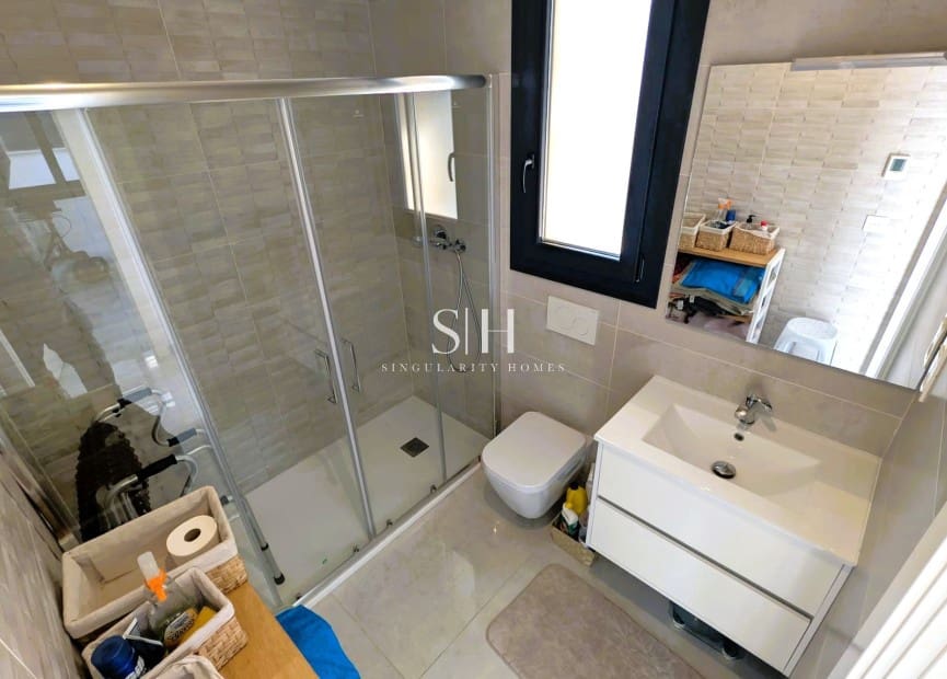 Chalet de 4 habitaciones en Orihuela Costa en venta con piscina - 499.950 € (Ref: 10008102)