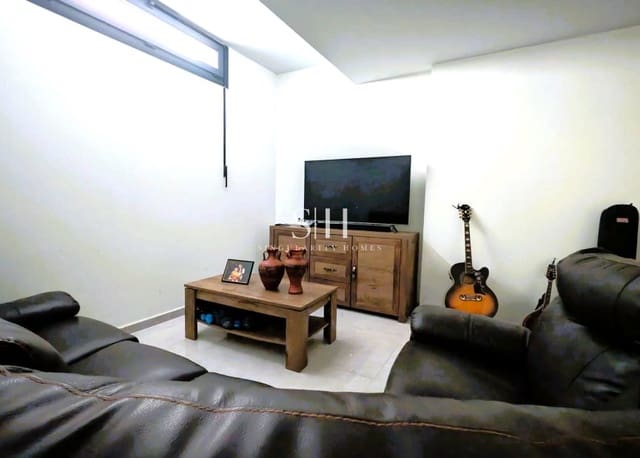 Chalet de 4 habitaciones en Lomas de Cabo Roig - Los Dolses, Orihuela en venta con piscina - 499.950 € (Ref: 10008102)