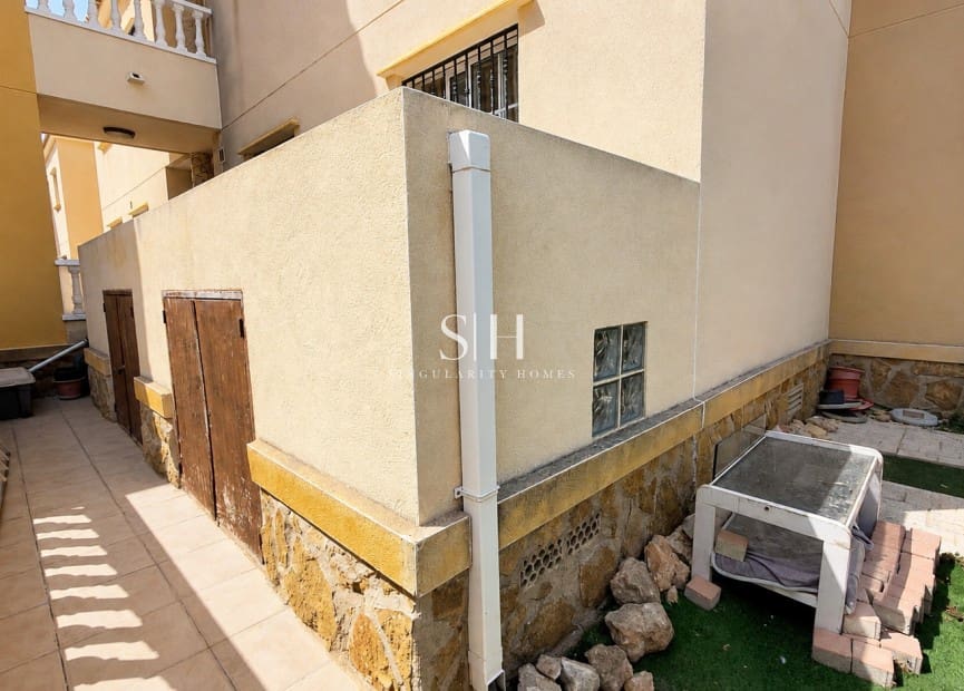 2 bedroom Apartment for sale in Orihuela Costa with pool garage - € 225,000 (Ref: 10011949)