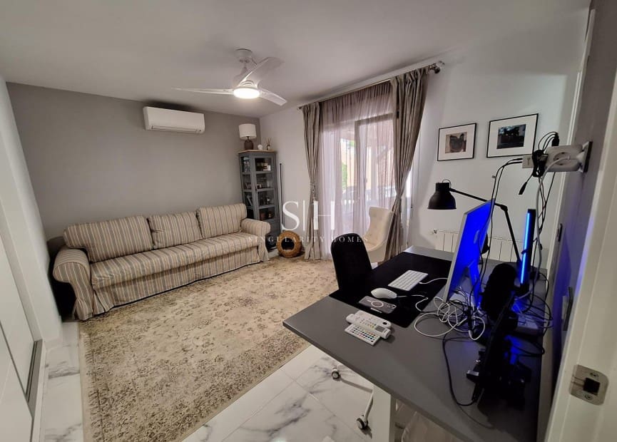 3 sovrum Villa till salu i Pinar de Campoverde med pool - 475 000 € (Ref: 10021601)