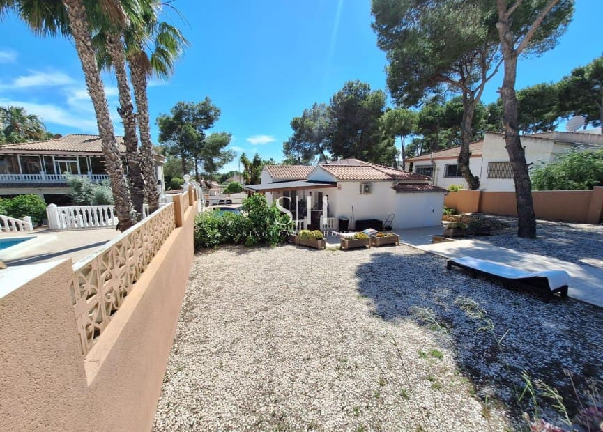 3 sovrum Villa till salu i Pinar de Campoverde med pool - 475 000 € (Ref: 10021601)