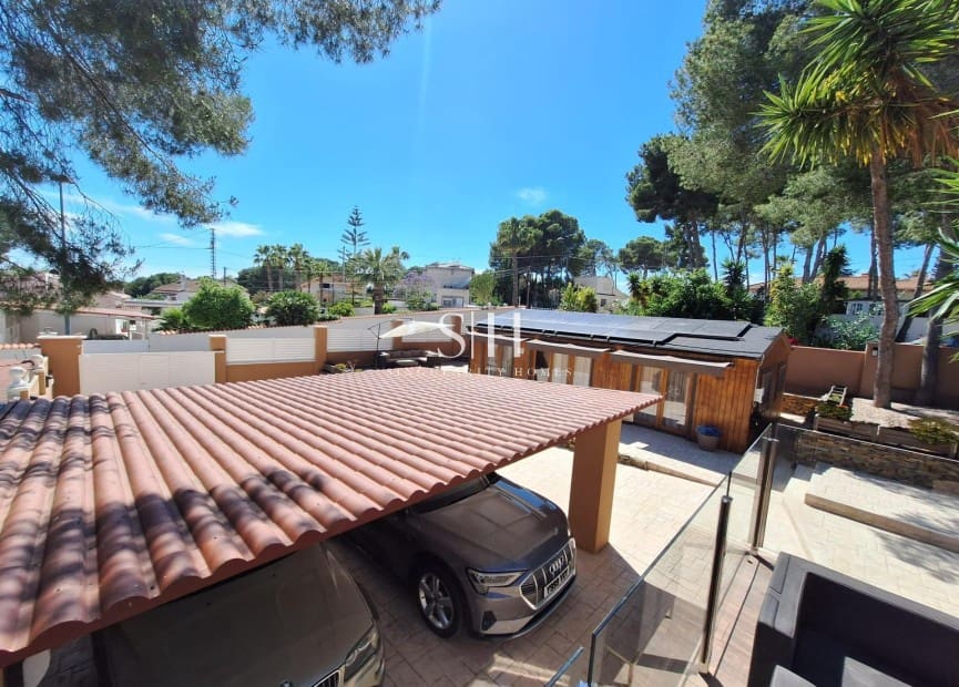 3 sovrum Villa till salu i Pinar de Campoverde med pool - 475 000 € (Ref: 10021601)